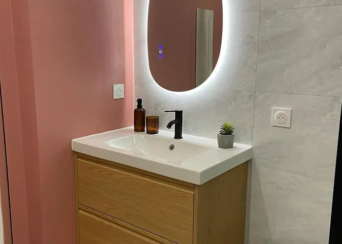 Nouveau Oasis * Chasseneuil-du-Poitou